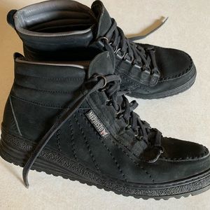 mephisto walking boots